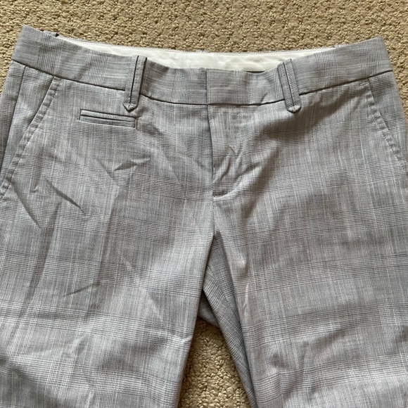 Gap Light Grey Houndstooth Hip Slung Fit Dress Pants in size 2 - Picture 4 of 10
